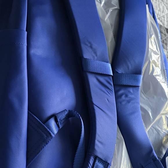 Lululemon Athletica Cobalt Blue Men's Backpack - Picture 5 of 8